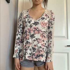 floral shirt with lace detailing